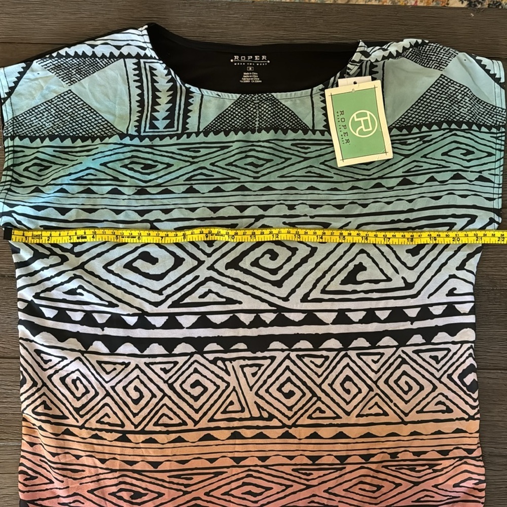 Aztec print Shirt - Picture 5 of 7